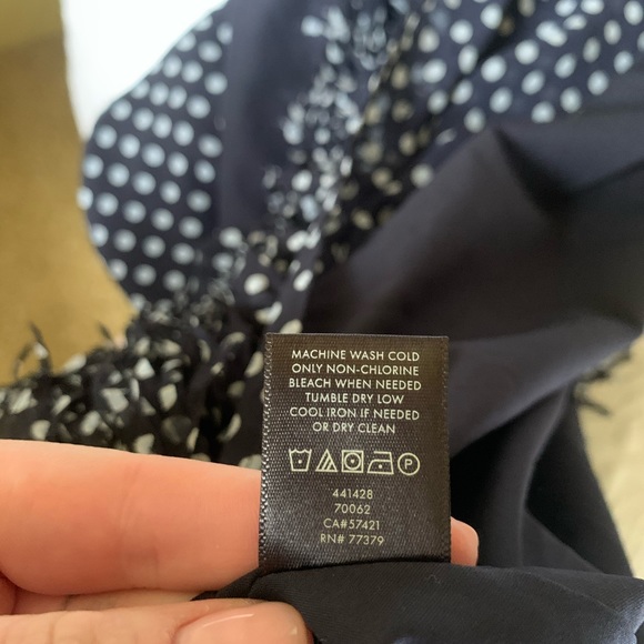 Sleeveless Ann Taylor polka dot with ruffle hem - Picture 7 of 7